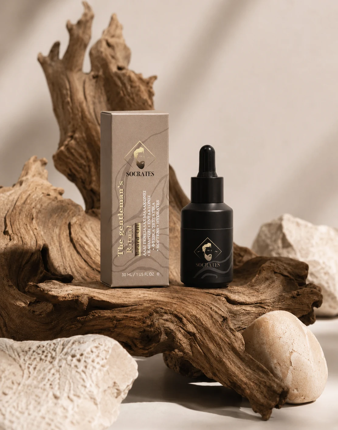 Beard Oil με το κουτί του σε ξύλο